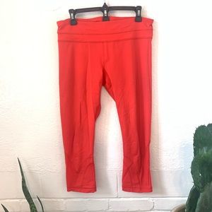 Lululemon Wunder Under high rise crop in coral